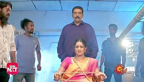 Poove Unakkaga Bondage