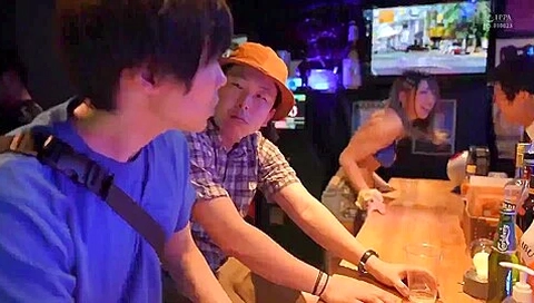 240330地元で超人気な痴女とおせっせc1
