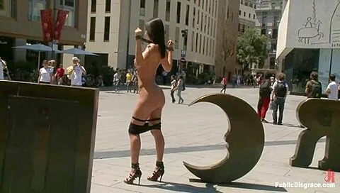Public XXX Videos (160)
